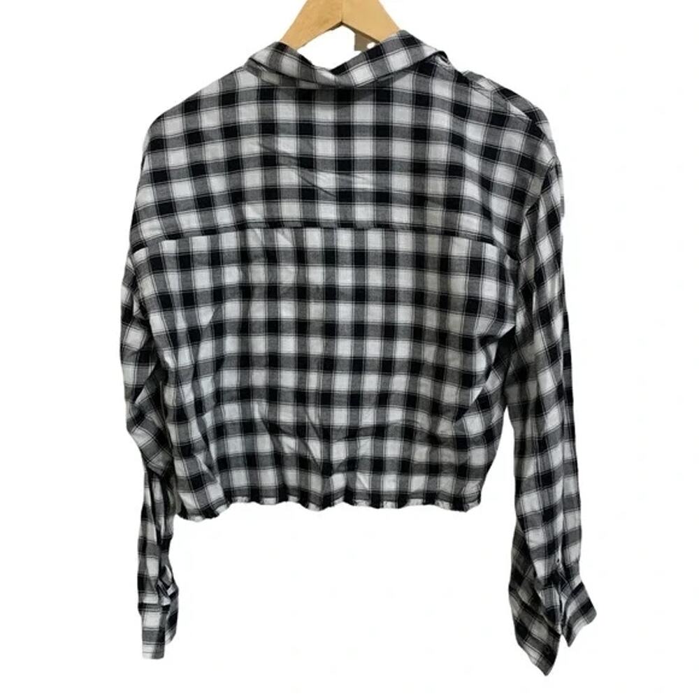 ABOUND Black White Dobby Plaid Small Raw Fringe Hem Crop Top Sz Small destroyed - Picture 2 of 6